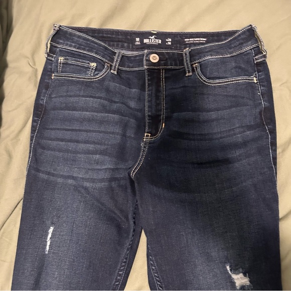 Hollister 9R Classic Stretch High-Rise Super Skinny Jeans - Dark Destroy - Picture 3 of 5